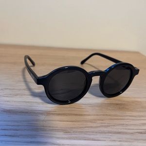 Mize Black Polarized Sunglasses